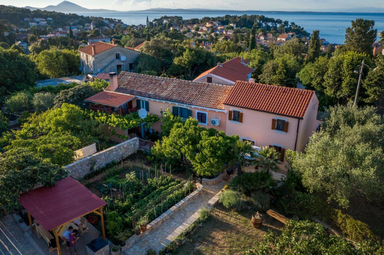 Vacation House Orange Veli Losinj Exterior photo