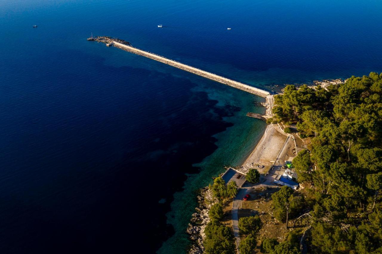 Vacation House Orange Veli Losinj Exterior photo